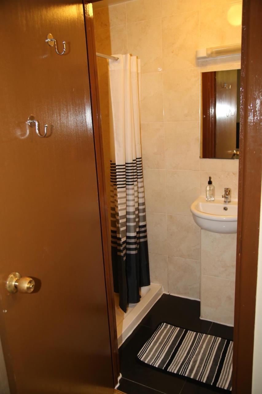 Budget - Are En-suite